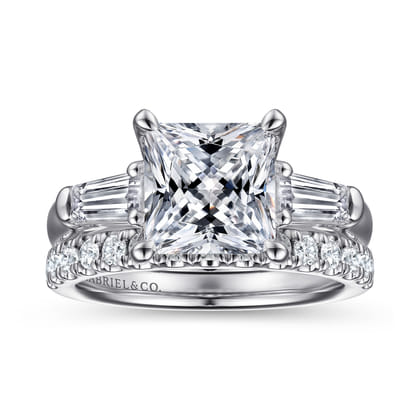 14K White Gold Diamond Engagement Ring
