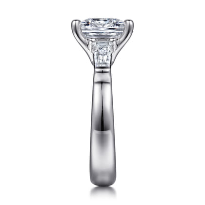 14K White Gold Diamond Engagement Ring