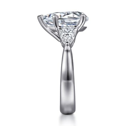 14K White Gold Diamond Engagement Ring