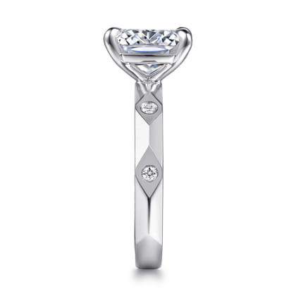 14K White Gold Diamond Engagement Ring