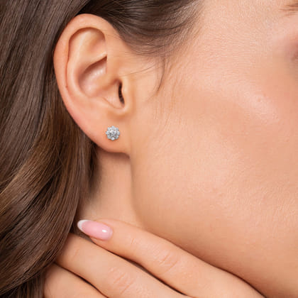 14K White Gold Diamond Floral Stud Earrings