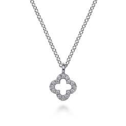 14K White Gold Diamond Flower Pendant Necklace