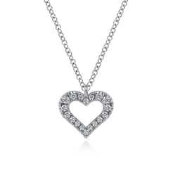 14K White Gold Diamond Heart Pendant Necklace