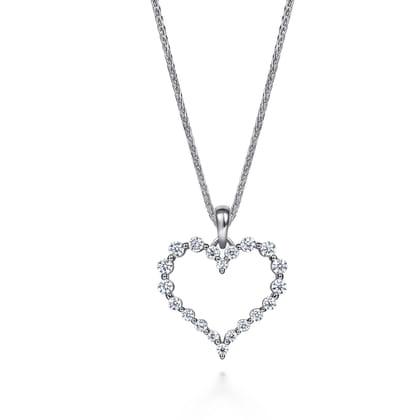 14K White Gold Diamond Heart Pendant Necklace