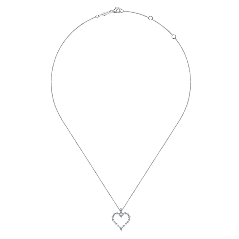 14K White Gold Diamond Heart Pendant Necklace - 0.5 ct - Shot 2