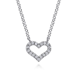 14K White Gold Diamond Heart Pendant Necklace