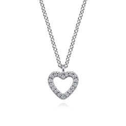 14K White Gold Diamond Heart Pendant Necklace
