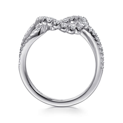 14K White Gold Diamond Interlocking Link Ring