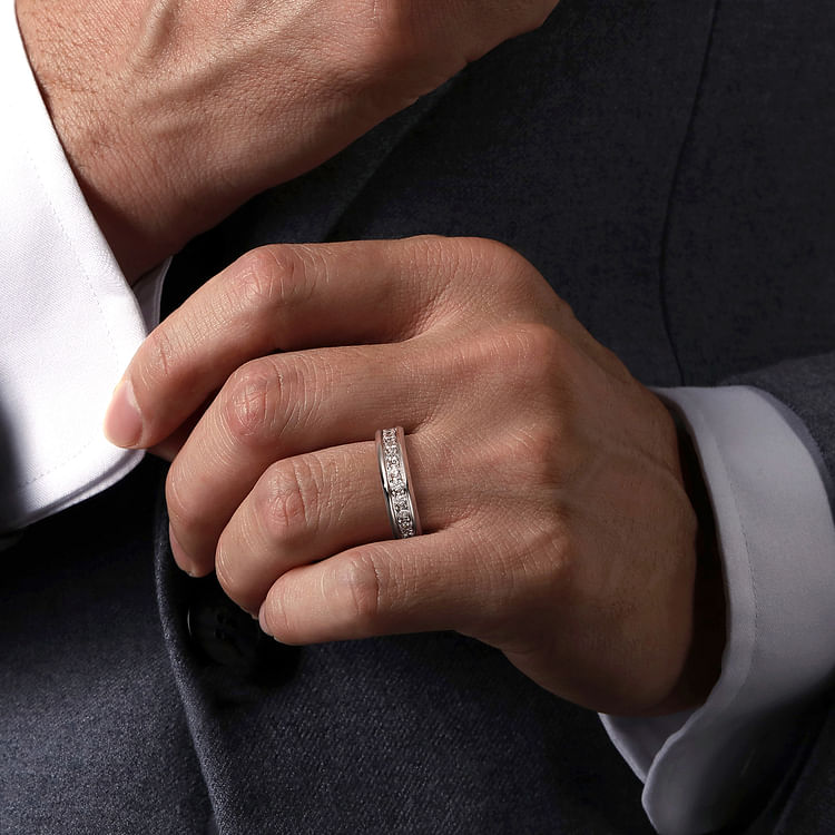 14K White Gold Diamond Men's Band