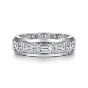 14K White Gold Diamond Men's Wedding Ring in High Polish Finish