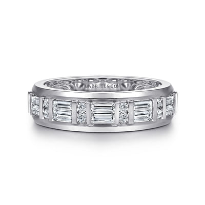 14K White Gold Diamond Men's Wedding Ring in Sand Blast Finish