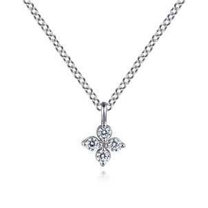 14K White Gold Diamond Necklace W Flower Shape