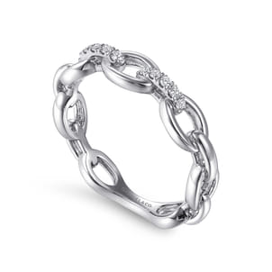 14K White Gold Diamond Oval Link Chain Ladies Ring