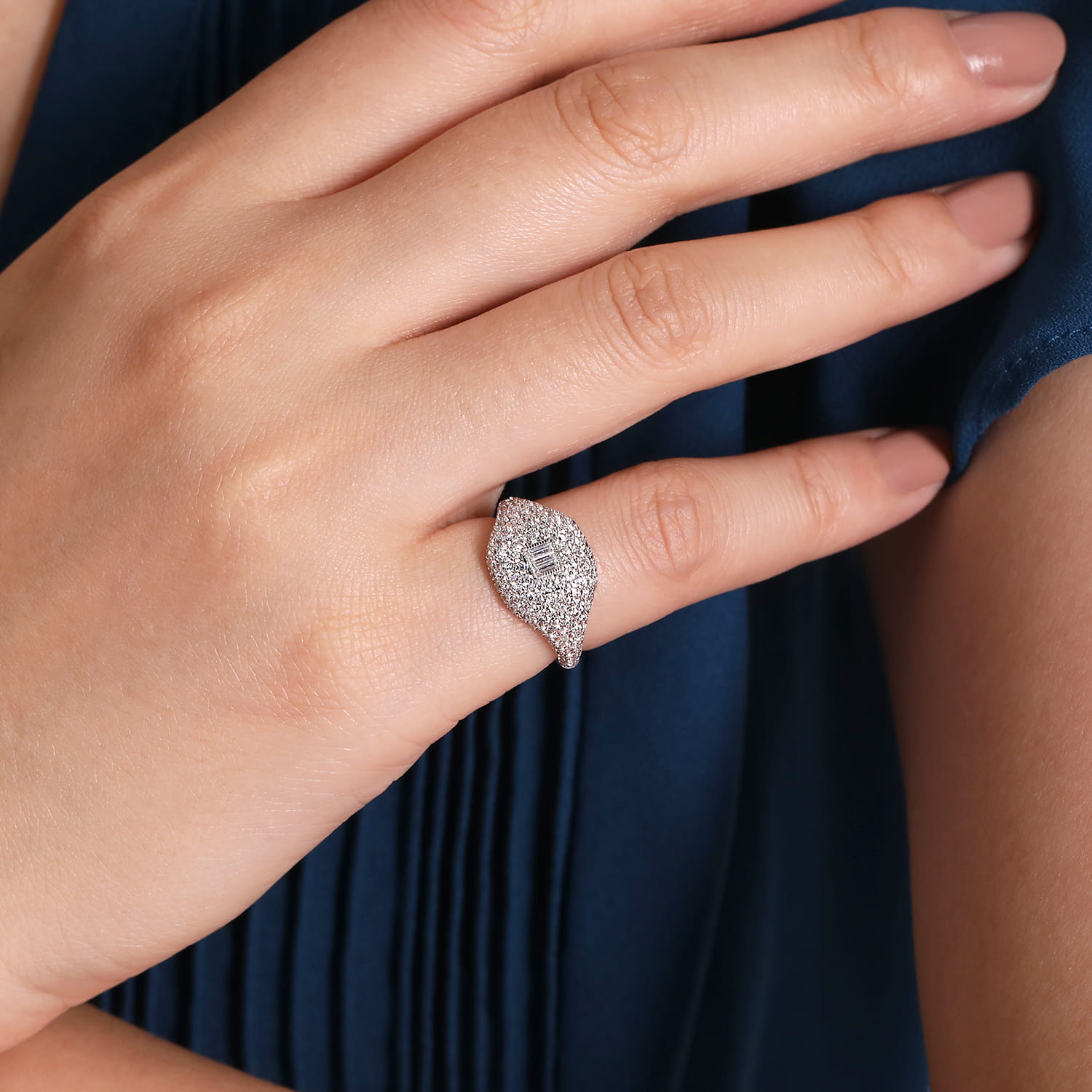 14K White Gold Diamond Pave Ring with Baguette Center