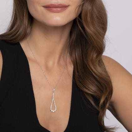 14K White Gold Diamond Pendant Teardrop Necklace