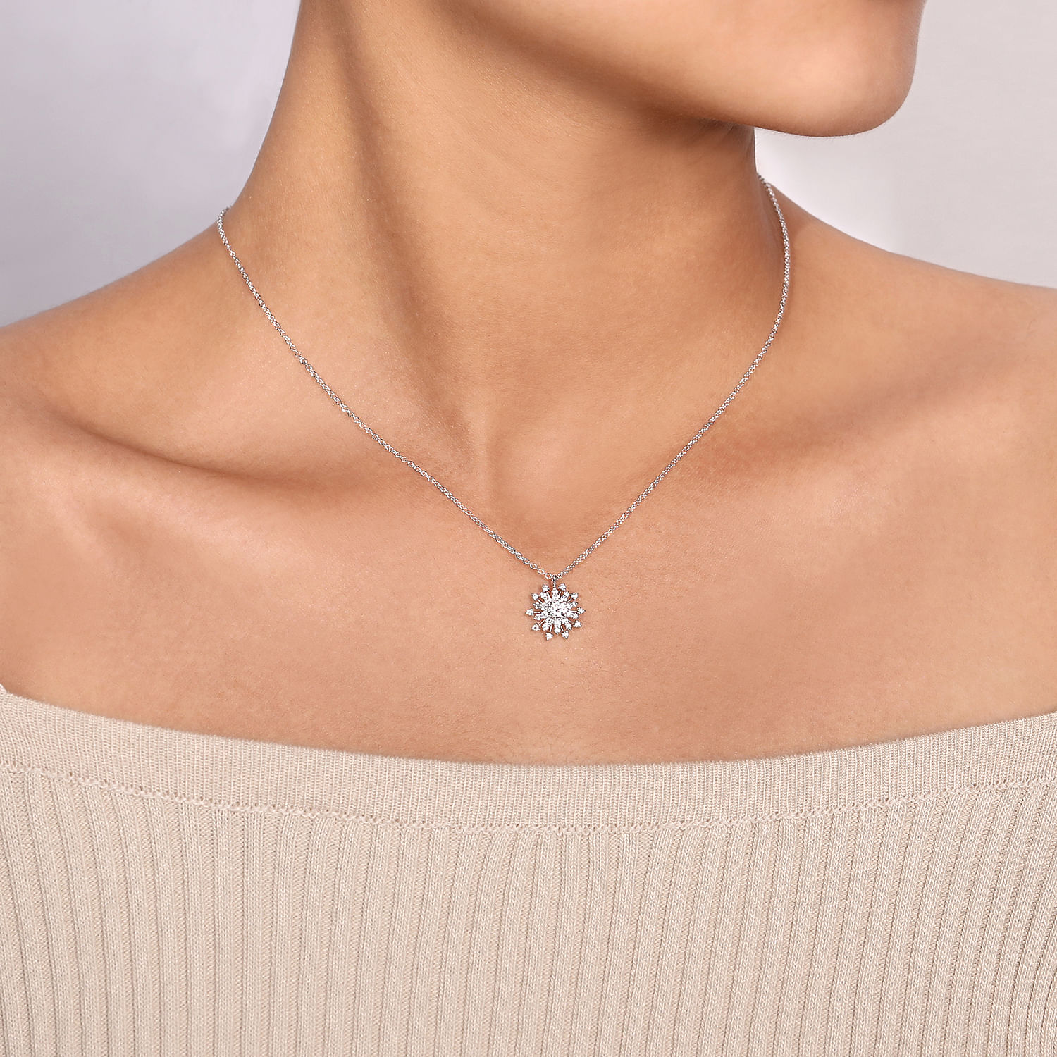 14K White Gold Diamond Snowflake Pendant Necklace - 0.51 ct - Shot 3