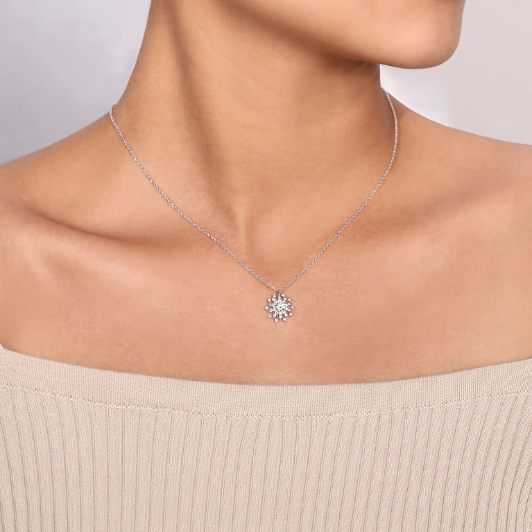 14K White Gold Diamond Snowflake Pendant Necklace - 0.51 ct - Shot 3