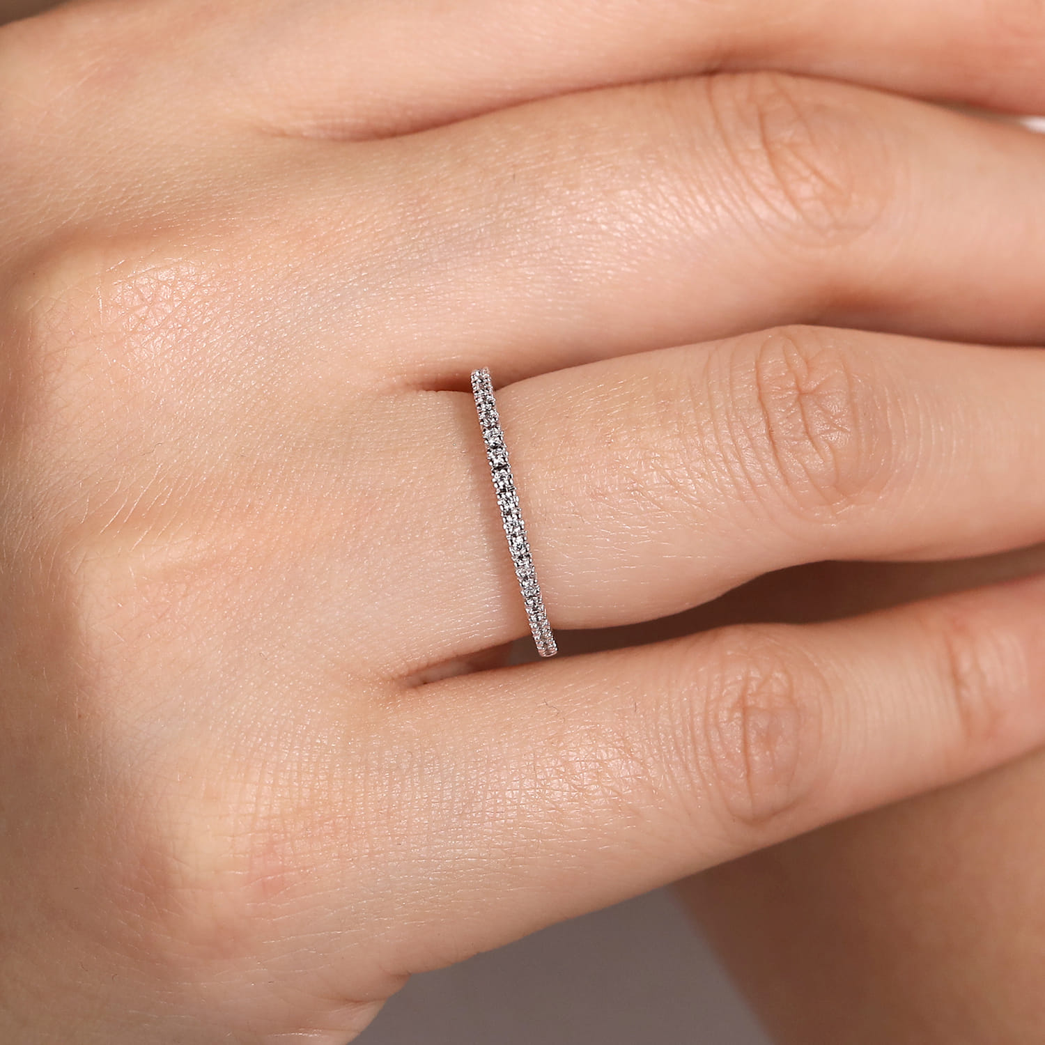 14K White Gold Diamond Stackable Ring - 0.1 ct - Shot 5