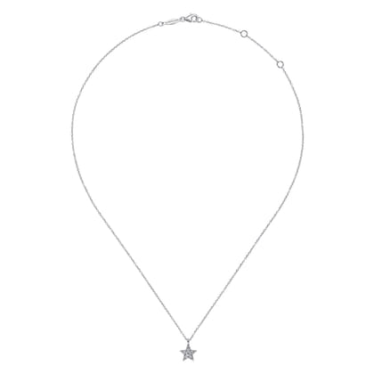14K White Gold Diamond Star Pendant Necklace