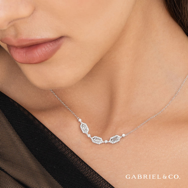 14K White Gold Diamond Station Bar Necklace