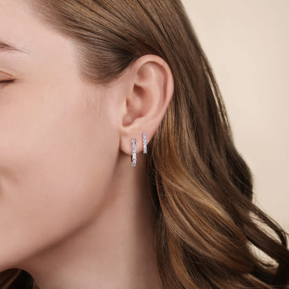 14K White Gold Diamond Stuggies Earrings