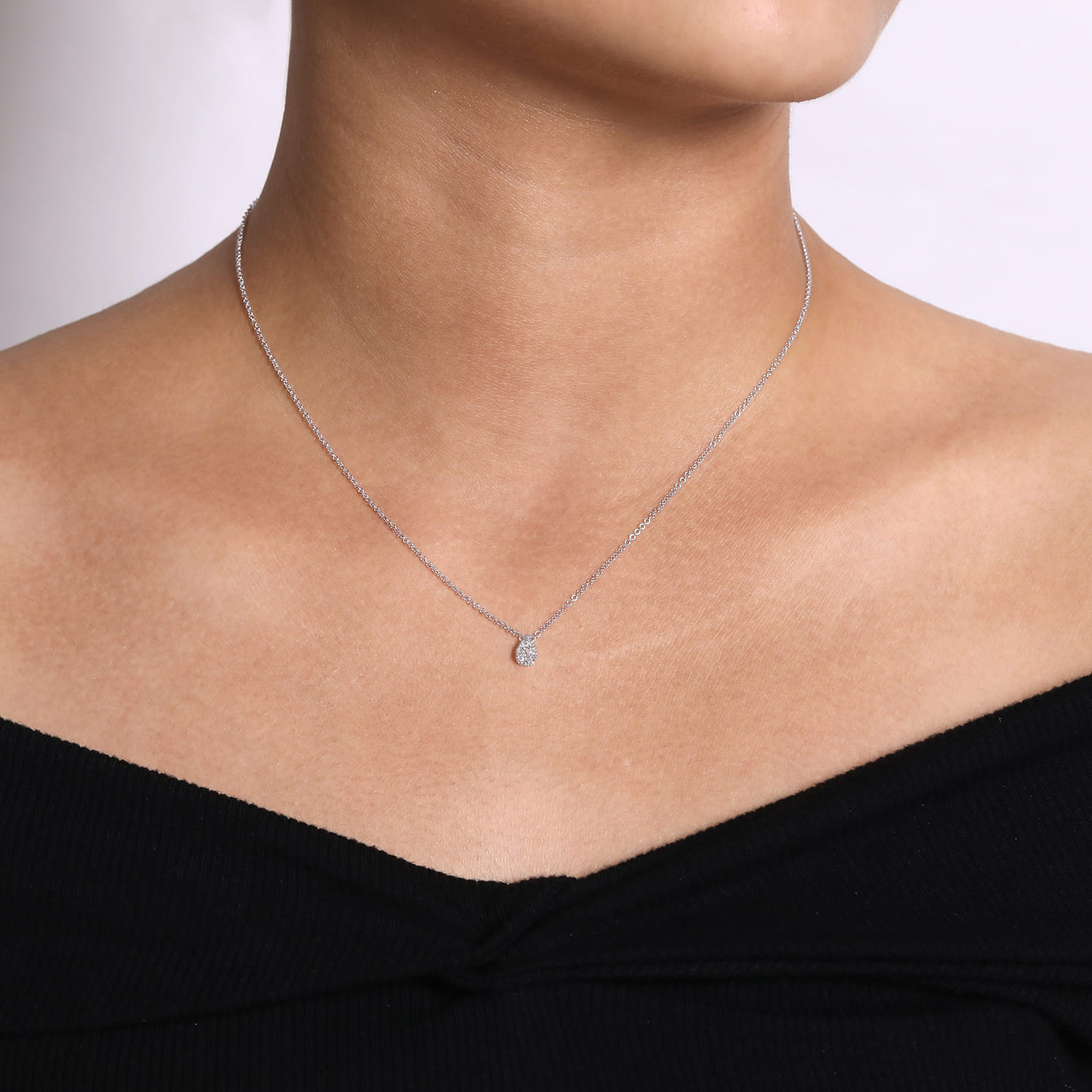 14K White Gold Diamond Teardrop Pendant Necklace - 0.09 ct - Shot 3