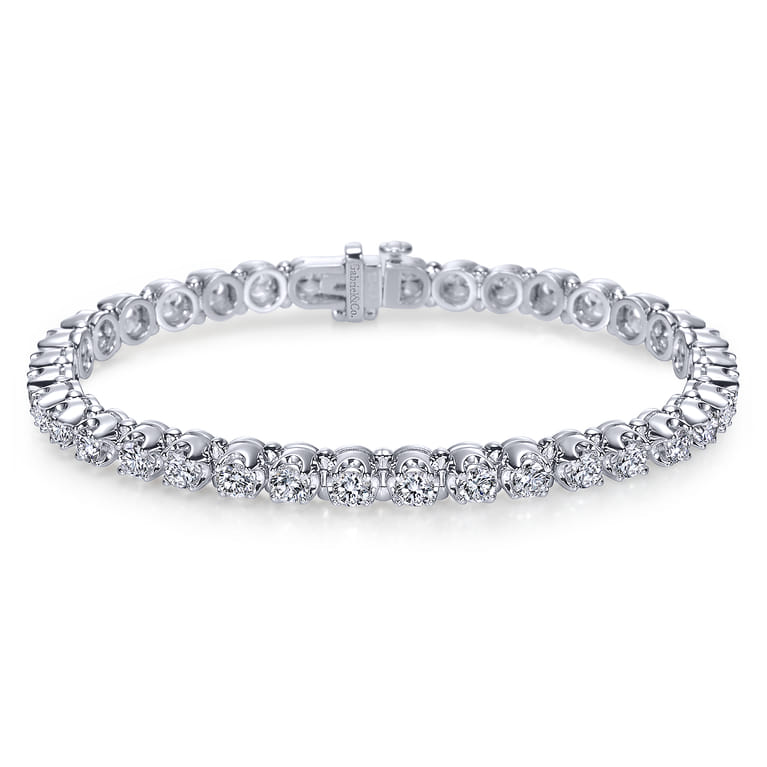 14K White Gold Diamond Tennis Bracelet - 5.44 ct - Shot 1