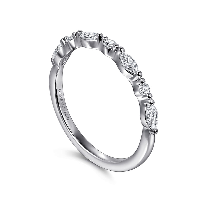 14K White Gold Diamond Wedding Band - 0.3 ct - Shot 3