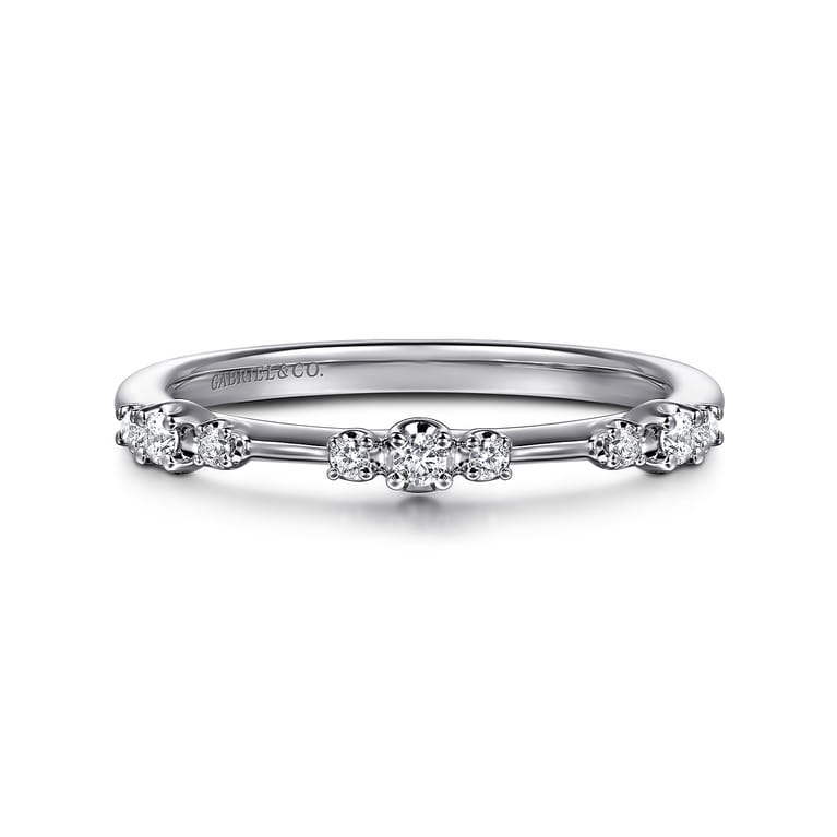 14K White Gold Diamond Wedding Band - 0.14 ct - Shot 1