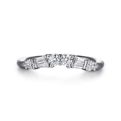 14K White Gold Diamond Wedding Band