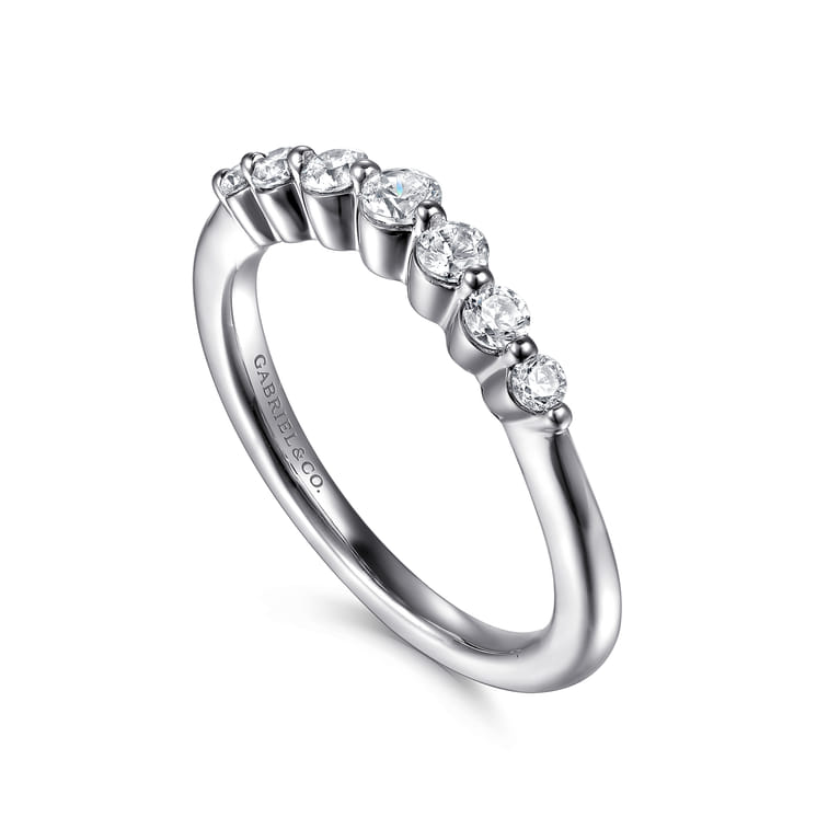 14K White Gold Diamond Wedding Band - 0.35 ct - Shot 3