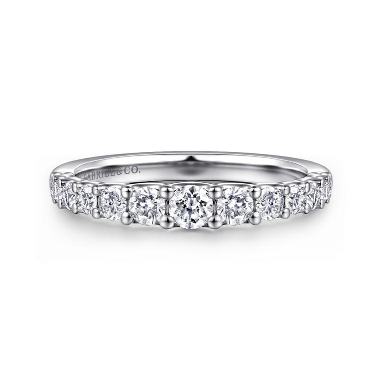 14K White Gold Diamond Wedding Band - 0.7 ct - Shot 1