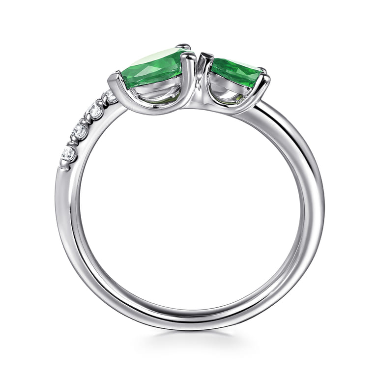 14K White Gold Diamond and Emerald Bypass Ring - 0.15 ct - Shot 2