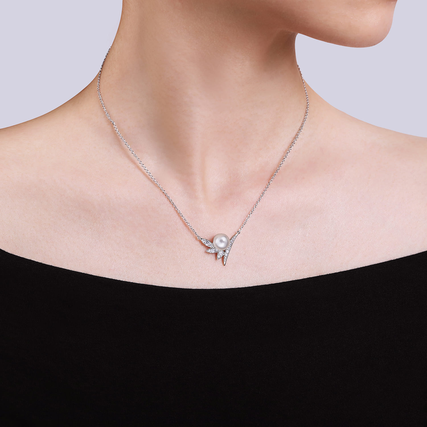 14K White Gold Diamond and Pearl Necklace - 0.32 ct - Shot 3