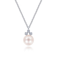 14K White Gold Diamond and Pearl Pendant Necklace
