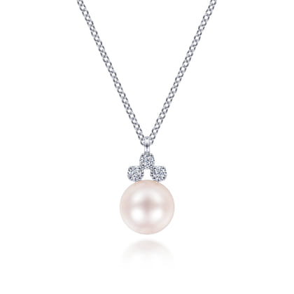 14K White Gold Diamond and Pearl Pendant Necklace