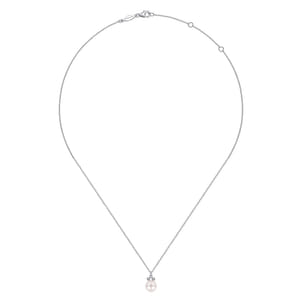 14K White Gold Diamond and Pearl Pendant Necklace