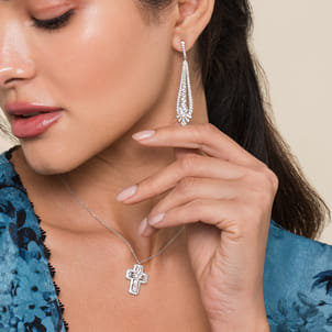 14K White Gold Emerald Cut Diamond Cross Necklace