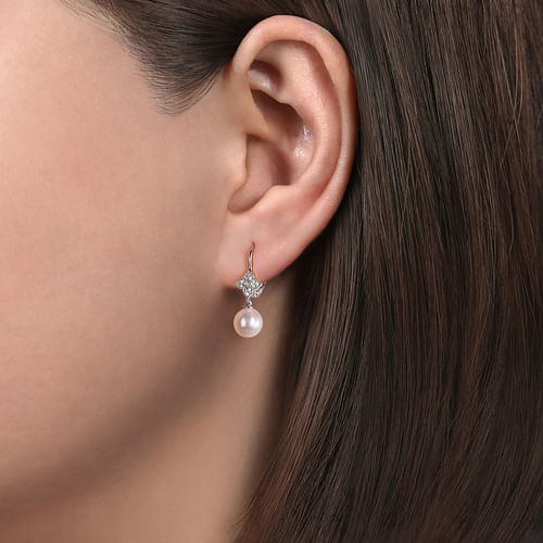 14K White Gold Floral Diamond Pearl Drop Earrings - 0.1 ct - Shot 2
