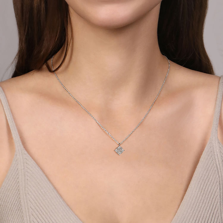 14K White Gold Floral Diamond Pendant Necklace