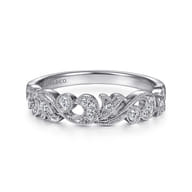 14K White Gold Floral Diamond Stackable Ring