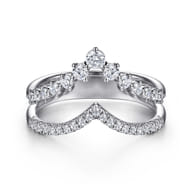 14K White Gold Graduating Diamond Chevron Ring