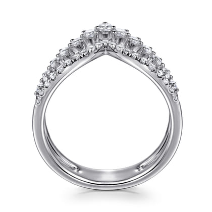 14K White Gold Graduating Diamond Chevron Ring