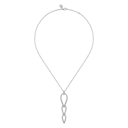 14K White Gold Graduating Diamond Pear Shape Pendant Necklace