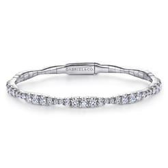 14K White Gold Graduating Diamond Station Bangle