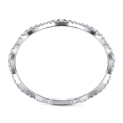 14K White Gold Graduating Diamond Station Bangle