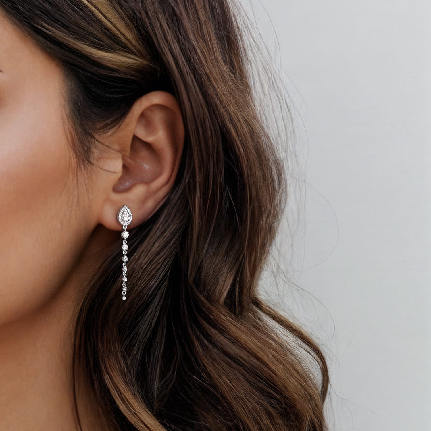 14K White Gold Graduating Diamond Stud Drop Earrings