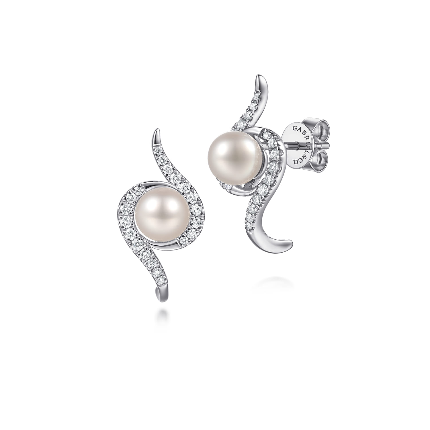 14K White Gold Graduating Diamond and Pearl Huggie Earrings - 0.3 ct - Shot 1