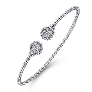 14K White Gold Open Bangle with Pav¿ª Diamond Circles