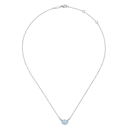 14K White Gold Oval Aquamarine Pendant Necklace with Diamond Accents